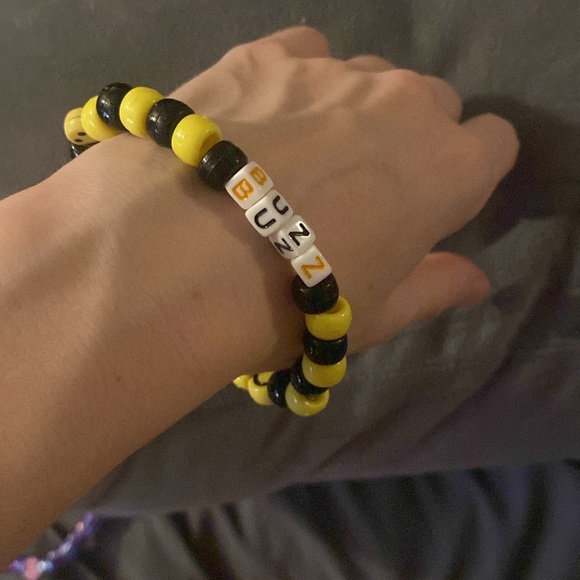 💛KANDI🖤BRACELET🐝 - Picture 3 of 4